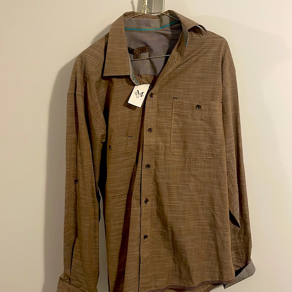 Pronto Blue Sand Colored Button Down Size Large